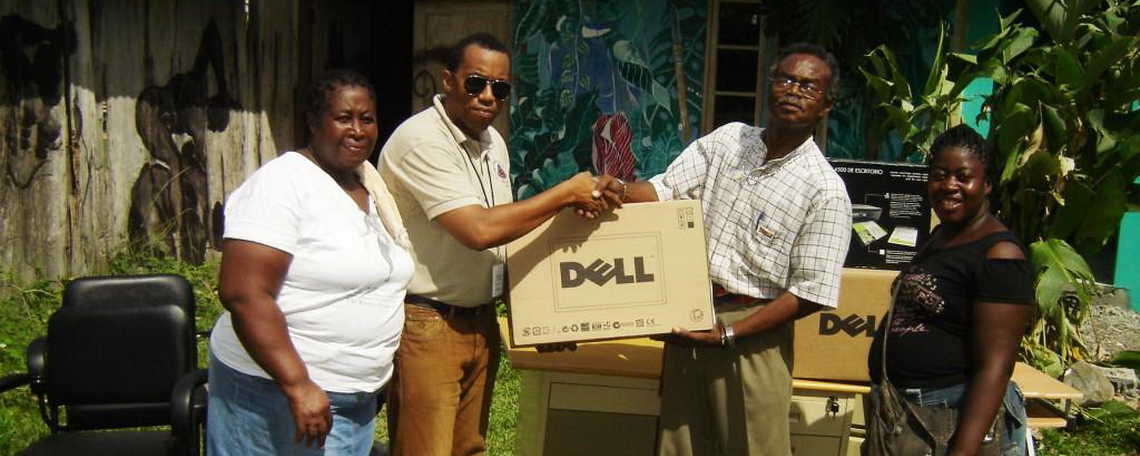 Col Lumsden Charles Town Maroon  Council receives office equipment